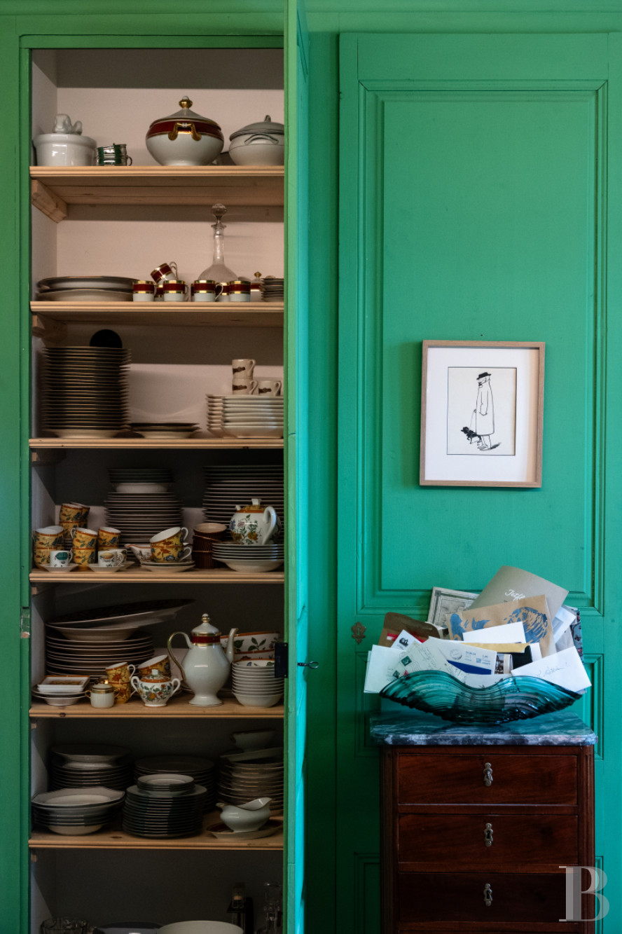 Dans le canton de Vaud, non loin des rives du lac de Neuchâtel, un château des 17e et 18e siècles rénové dans son état d’origine - photo  n°13