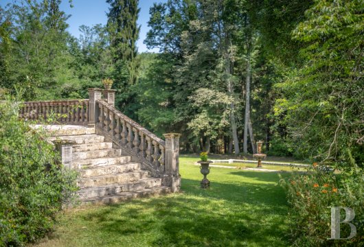 character properties France midi pyrenees   - 23