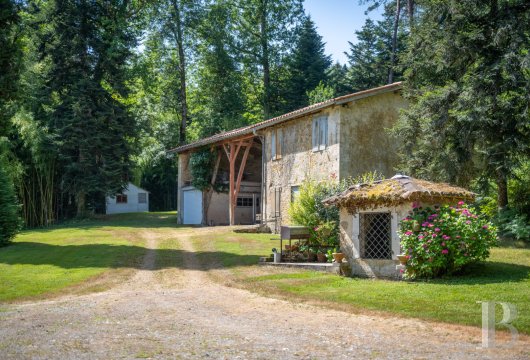 character properties France midi pyrenees   - 22