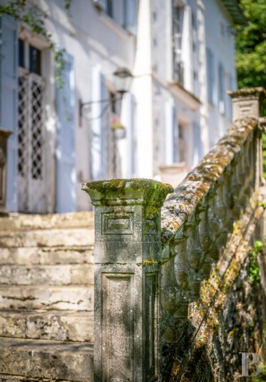 character properties France midi pyrenees   - 4