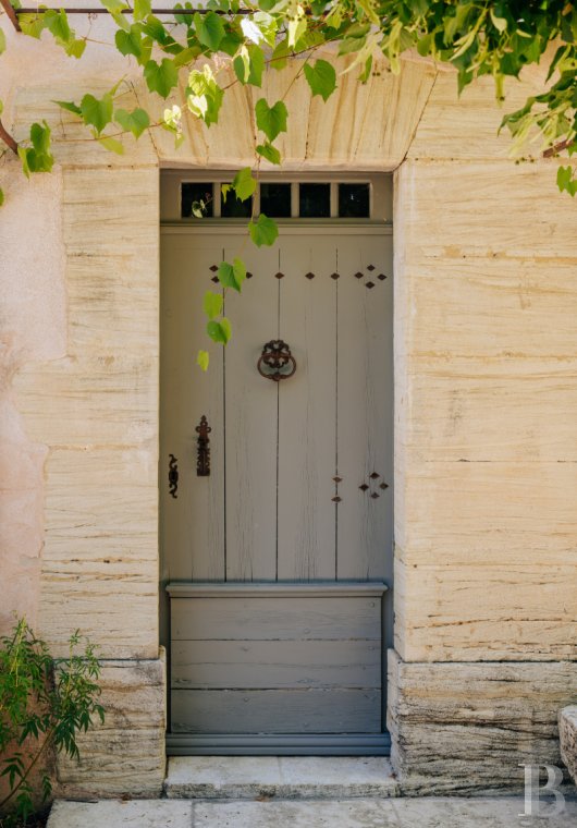 A Provencal farmhouse renovated in keeping with the traditional way of life, not far from Carpentras, in the Vaucluse - photo  n°42