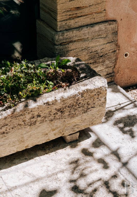 A Provencal farmhouse renovated in keeping with the traditional way of life, not far from Carpentras, in the Vaucluse - photo  n°41