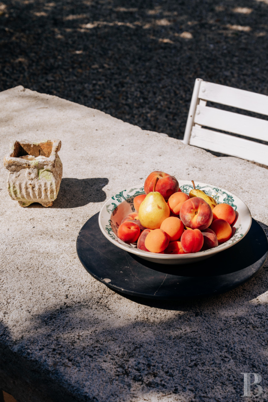 A Provencal farmhouse renovated in keeping with the traditional way of life, not far from Carpentras, in the Vaucluse - photo  n°38