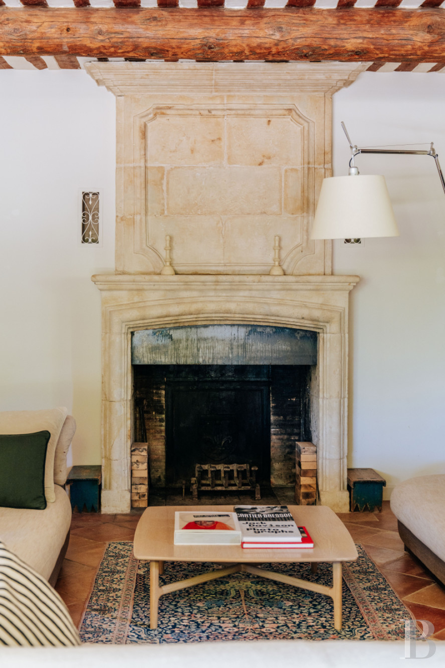 A Provencal farmhouse renovated in keeping with the traditional way of life, not far from Carpentras, in the Vaucluse - photo  n°11