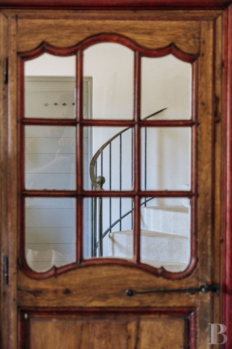 A Provencal farmhouse renovated in keeping with the traditional way of life, not far from Carpentras, in the Vaucluse - photo  n°21