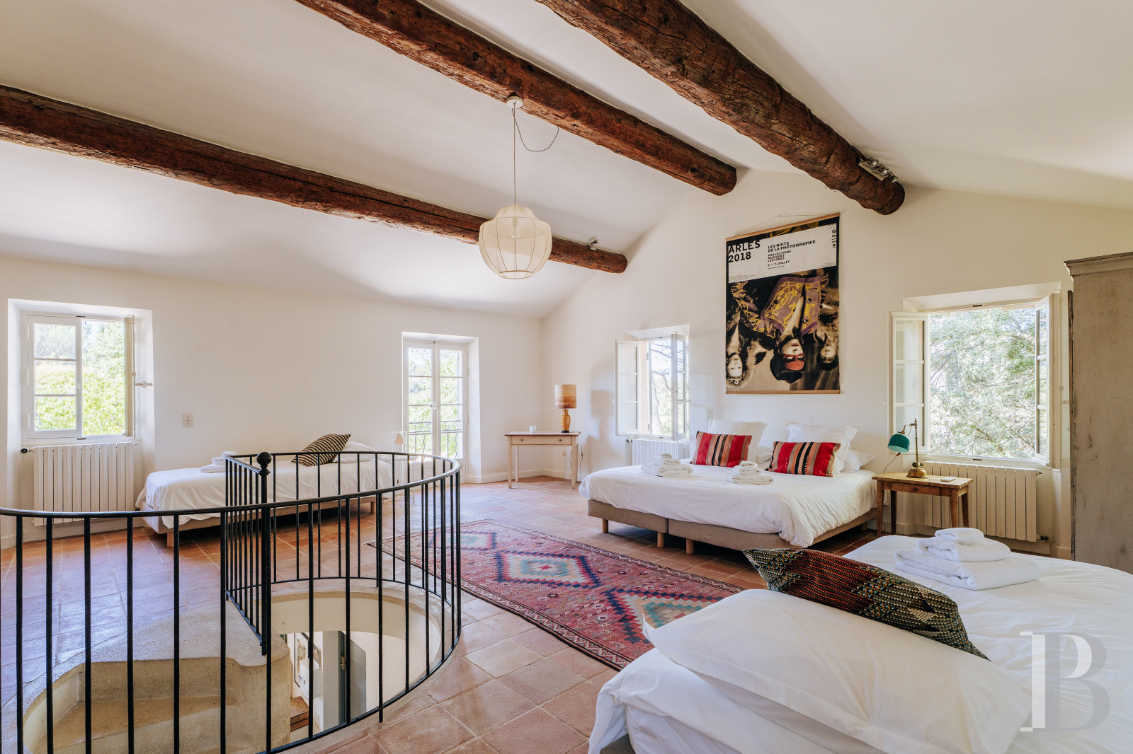 A Provencal farmhouse renovated in keeping with the traditional way of life, not far from Carpentras, in the Vaucluse - photo  n°19