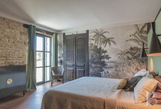 character properties France poitou charentes   - 8