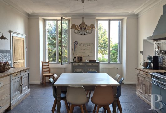 character properties France pays de loire   - 11