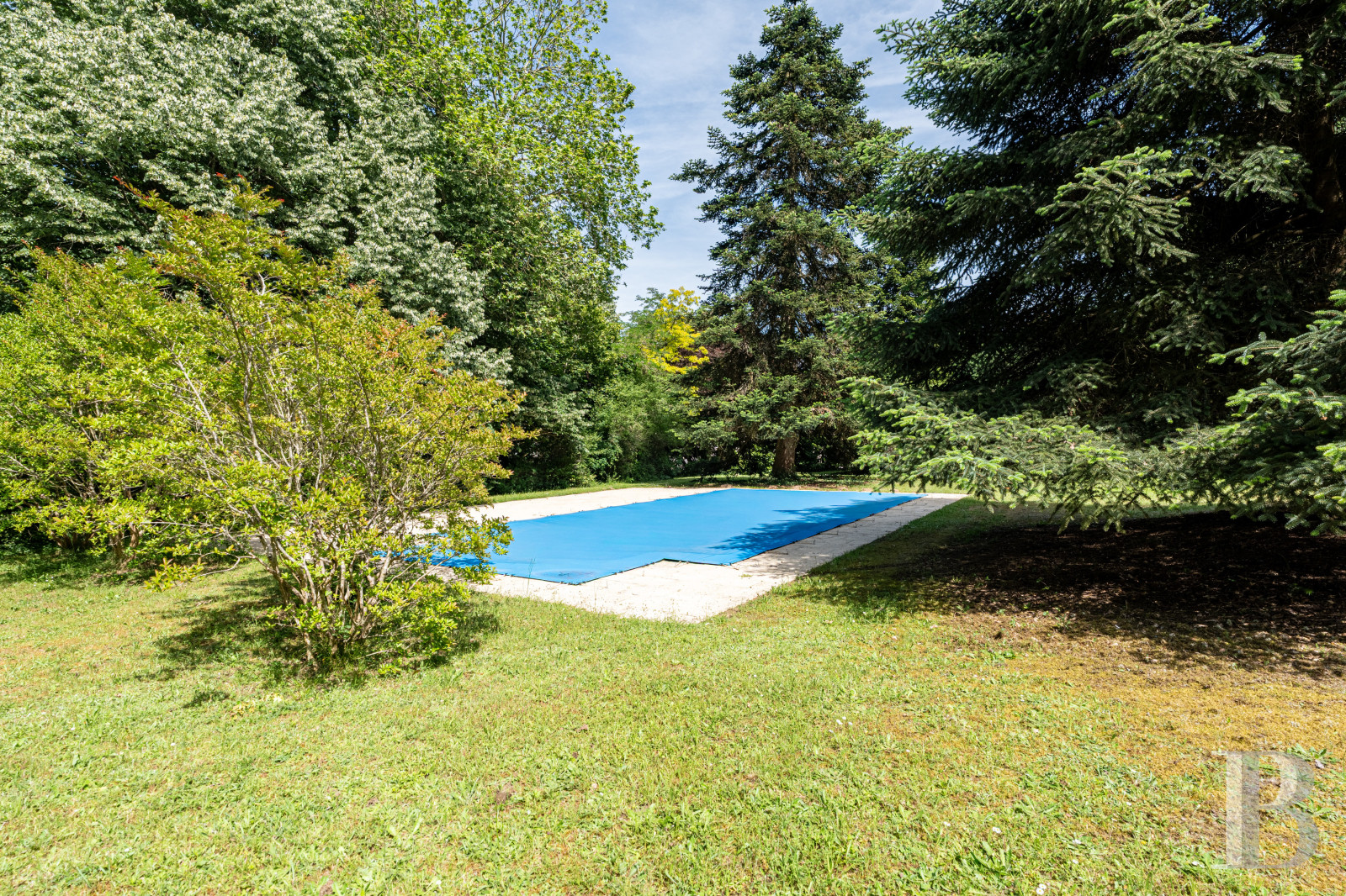 Dans le Loir-et-Cher, non loin de Chenonceau, un ancien relais de chasse du 18e siècle entouré d’un grand parc - photo  n°3