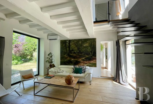 character properties France ile de france   - 5