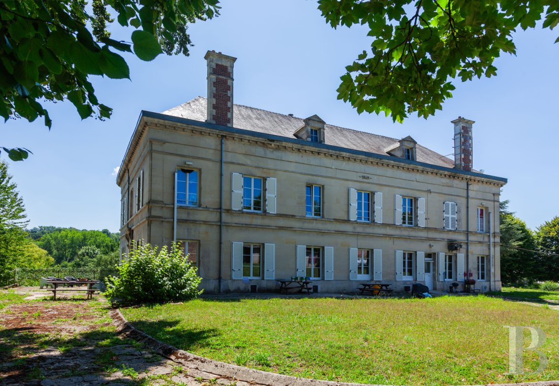 chateaux for sale France picardy   - 2
