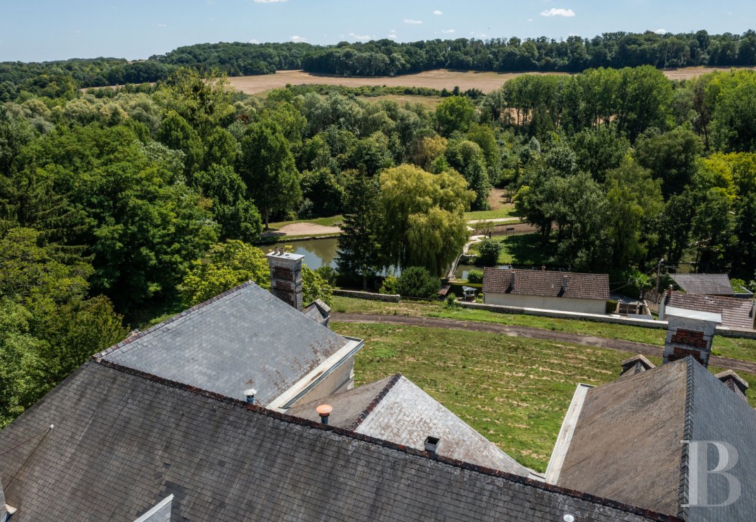 chateaux for sale France picardy   - 16