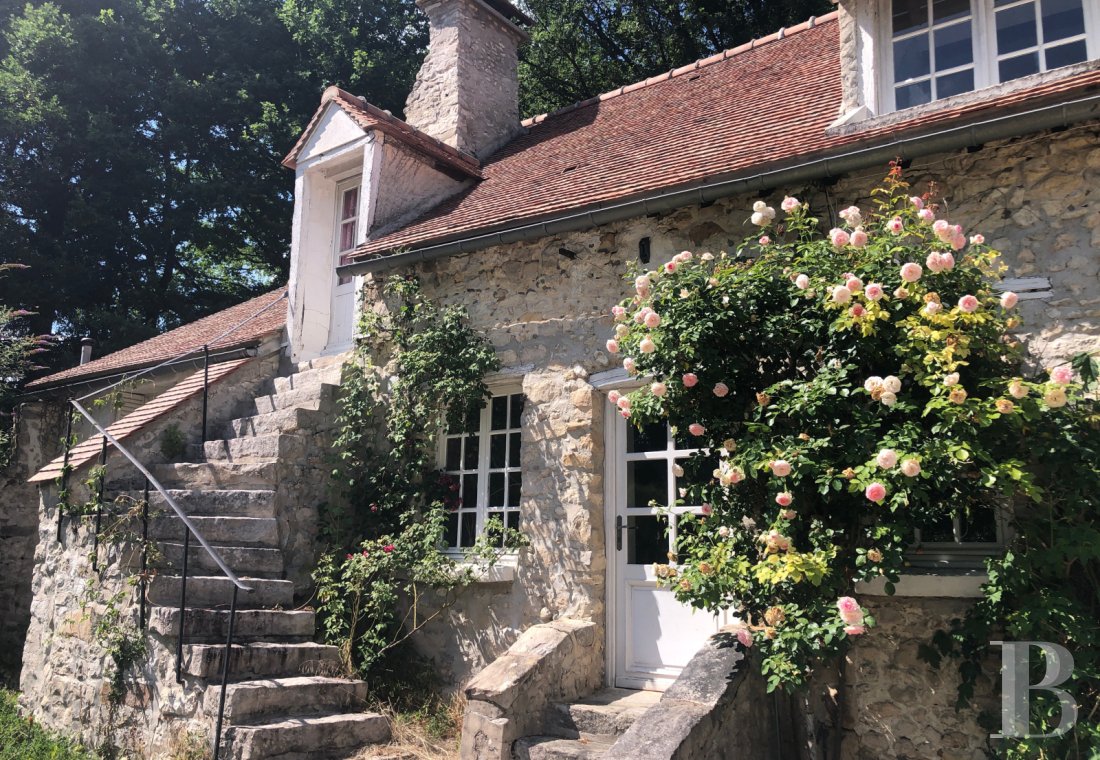 character properties France ile de france   - 1
