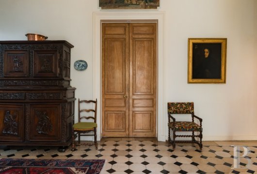 character properties France ile de france   - 7