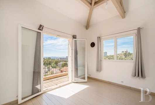 properties in town provence cote dazur   - 4