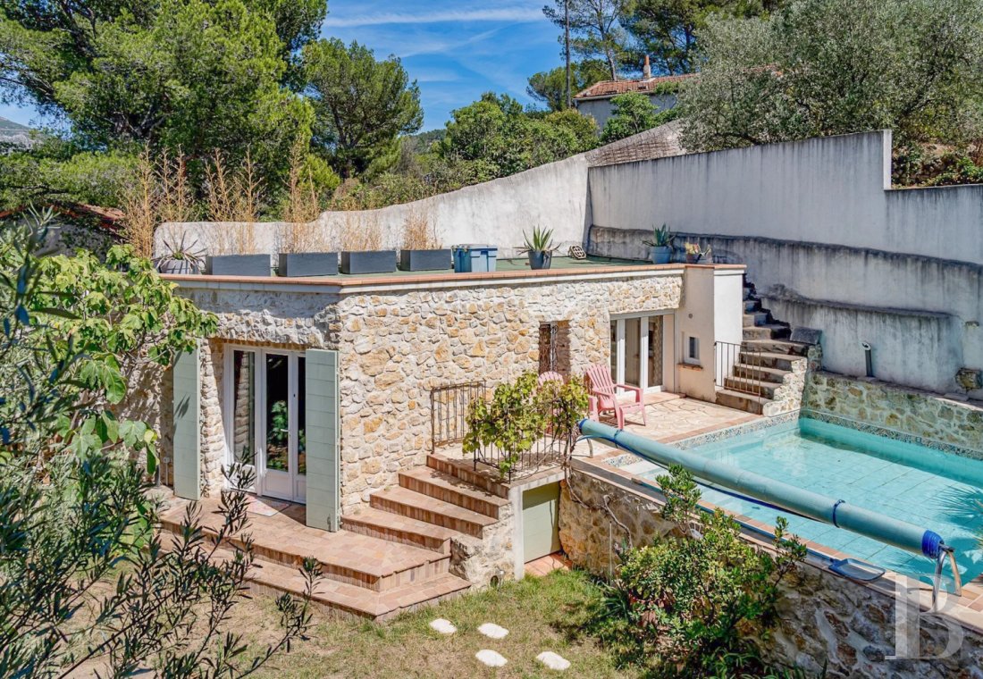 properties in town provence cote dazur   - 7