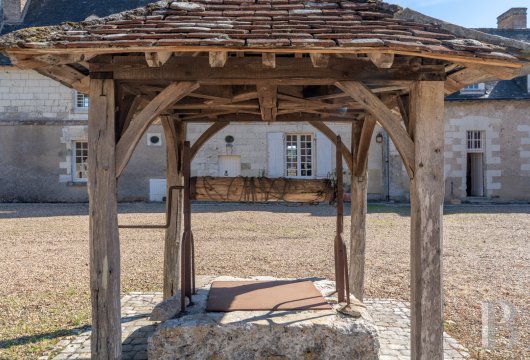 En Indre-et-Loire, à l’ouest de Tours, un manoir de campagne élevé sur quatre siècles (15e-18e) - photo  n°3