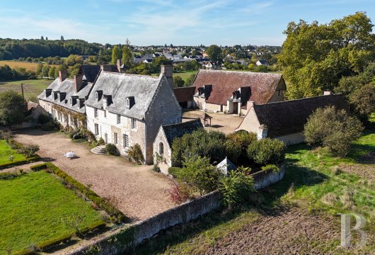 En Indre-et-Loire, à l’ouest de Tours, un manoir de campagne élevé sur quatre siècles (15e-18e) - photo  n°2