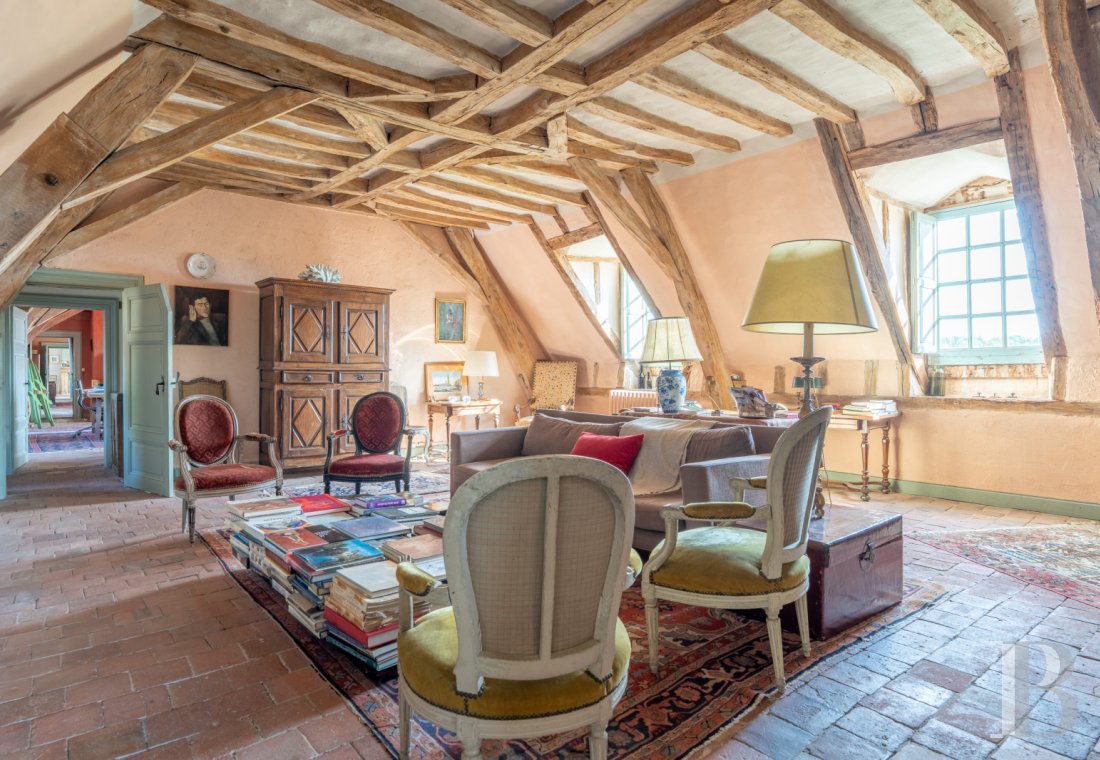 En Indre-et-Loire, à l’ouest de Tours, un manoir de campagne élevé sur quatre siècles (15e-18e) - photo  n°33