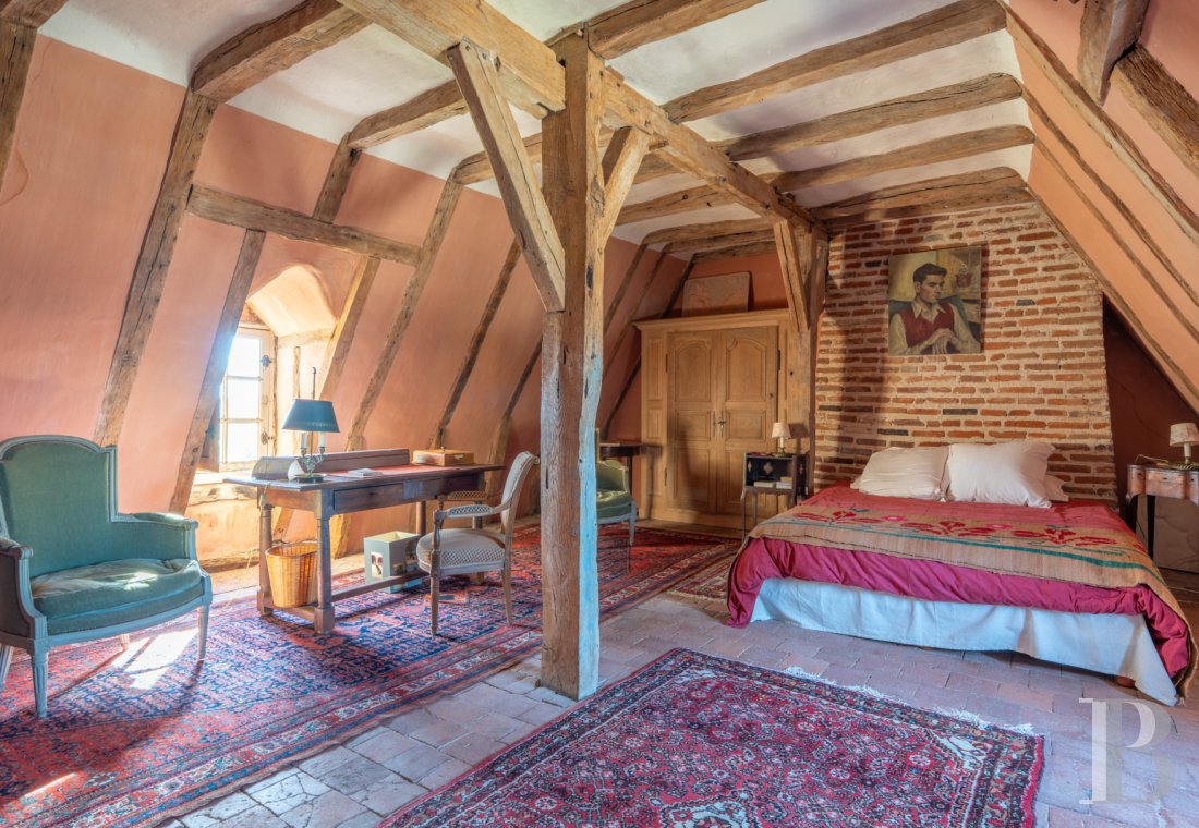 En Indre-et-Loire, à l’ouest de Tours, un manoir de campagne élevé sur quatre siècles (15e-18e) - photo  n°24