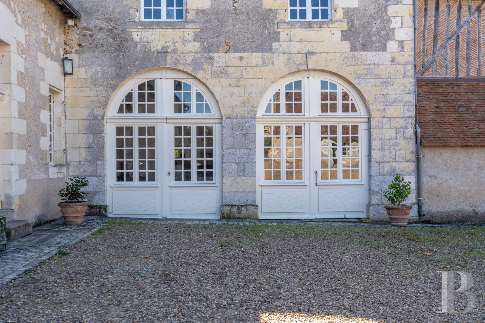 En Indre-et-Loire, à l’ouest de Tours, un manoir de campagne élevé sur quatre siècles (15e-18e) - photo  n°5