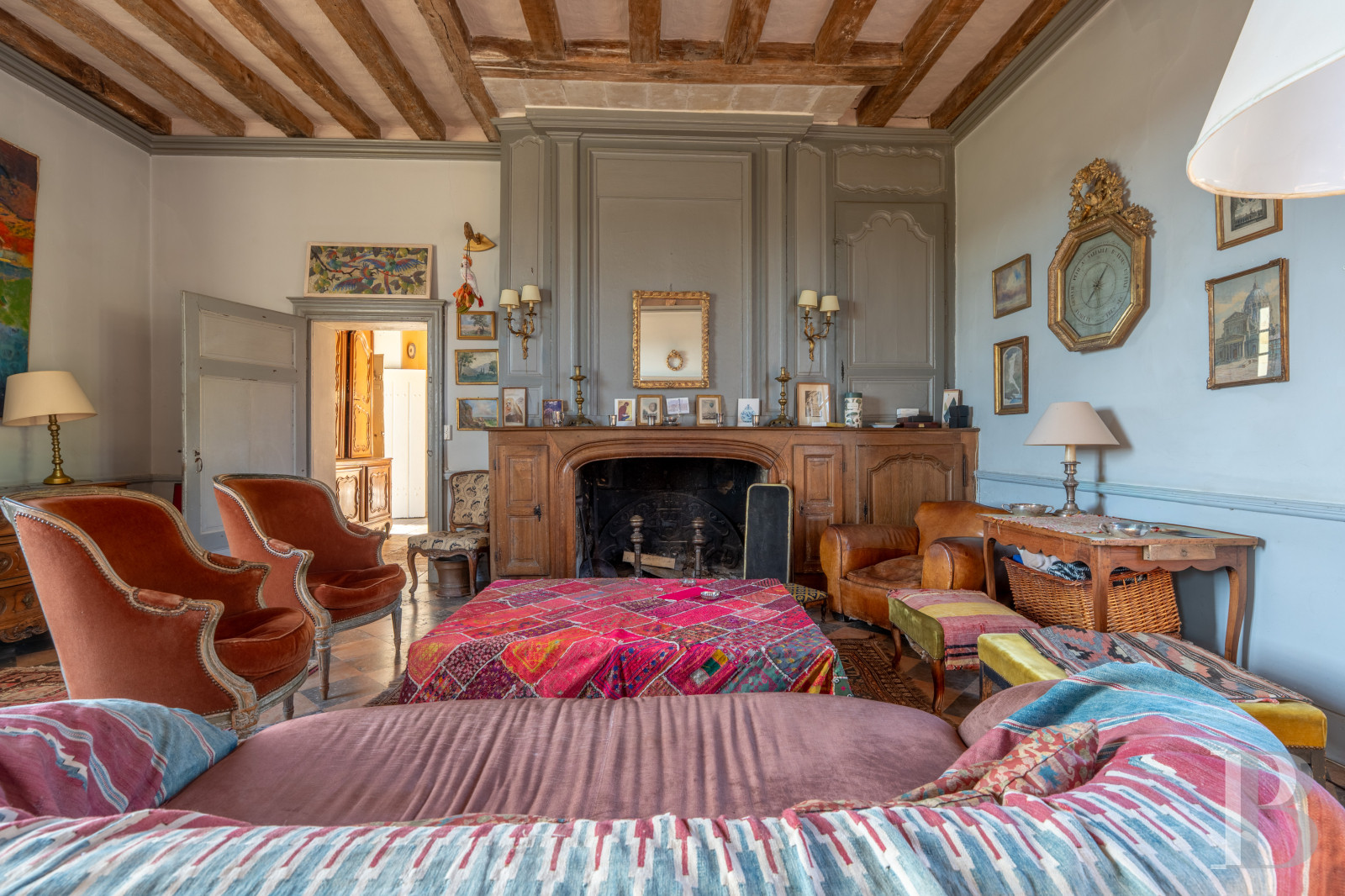 En Indre-et-Loire, à l’ouest de Tours, un manoir de campagne élevé sur quatre siècles (15e-18e) - photo  n°6