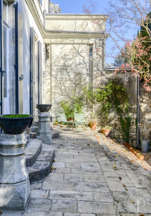 mansion houses for sale France pays de loire   - 3