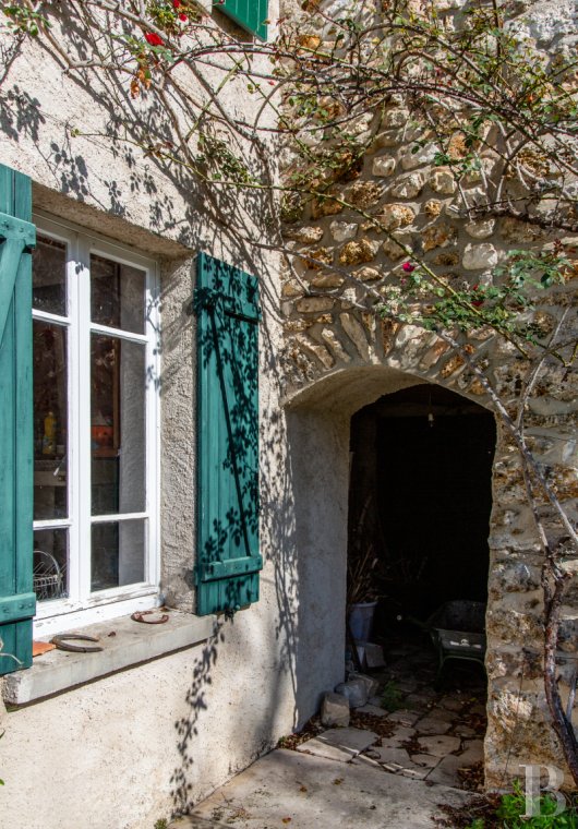 character properties France ile de france   - 4