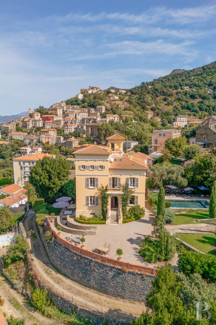 A 19th-century villa with a panoramic view in the heart of the village of Oletta, in Haute-Corse - photo  n°6