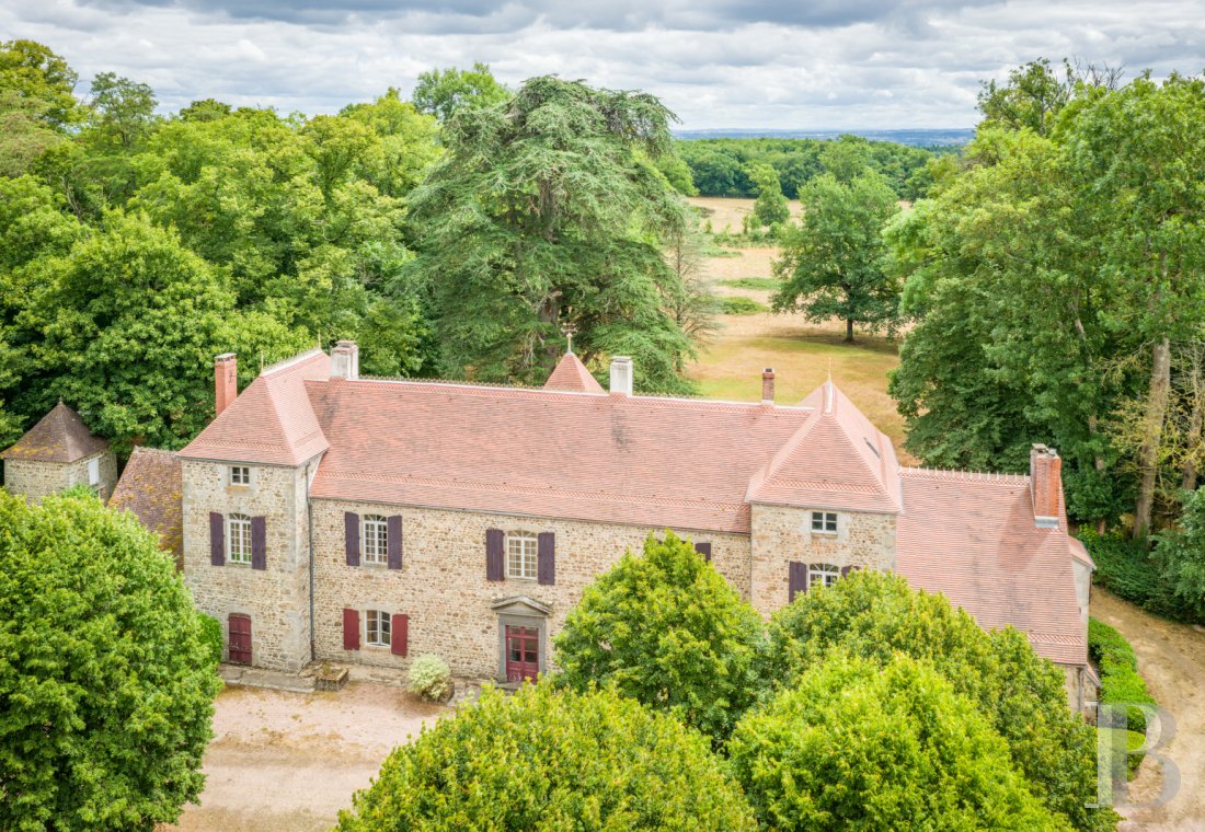 chateaux a vendre limousin   - 1