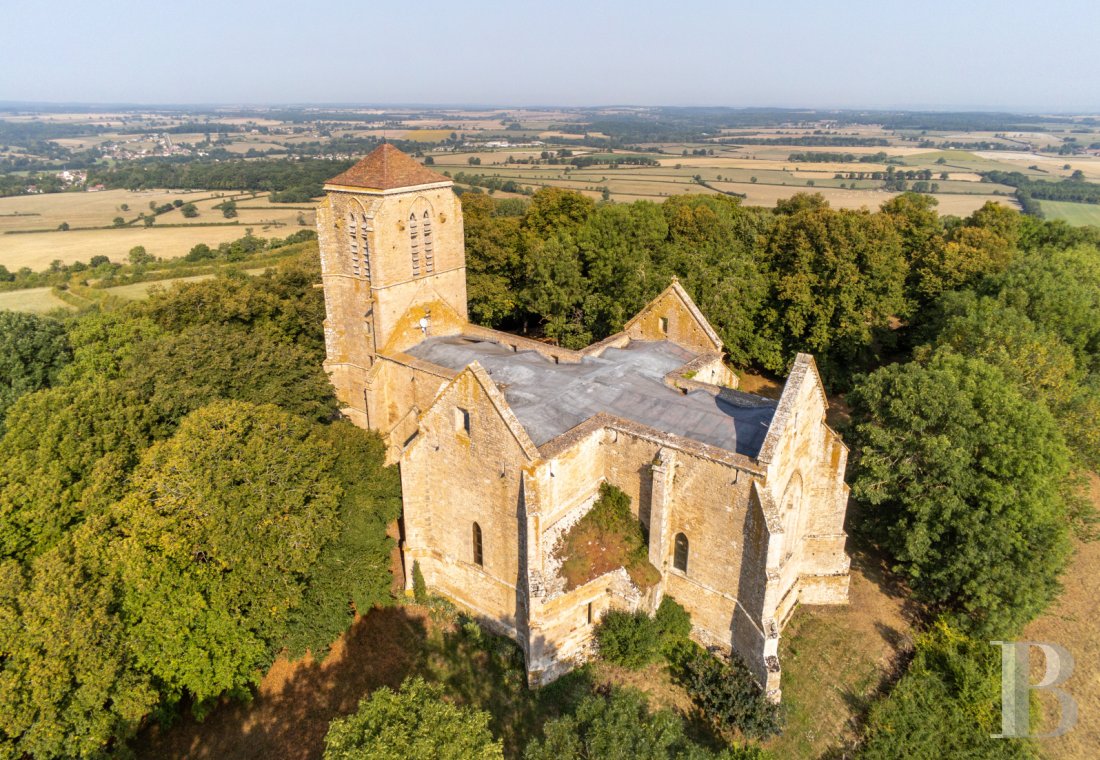 edifices religieux a vendre bourgogne   - 1