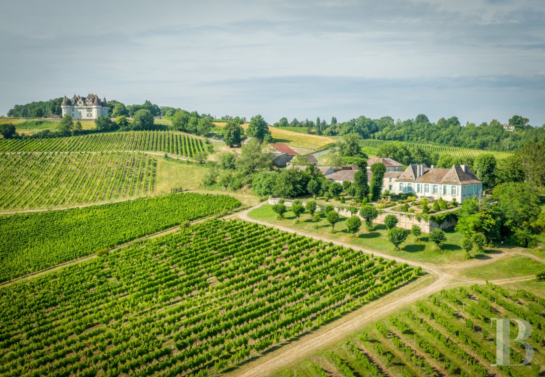 character properties France aquitaine   - 1