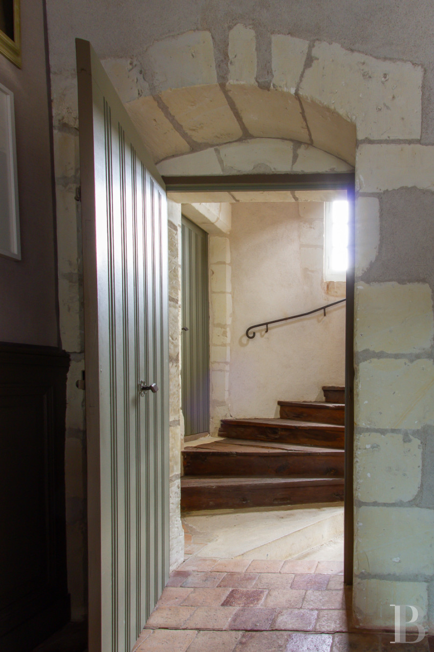 En Indre-et-Loire, entre Bourgueil et Langeais, une maison de village des 16e et 18e siècles - photo  n°7