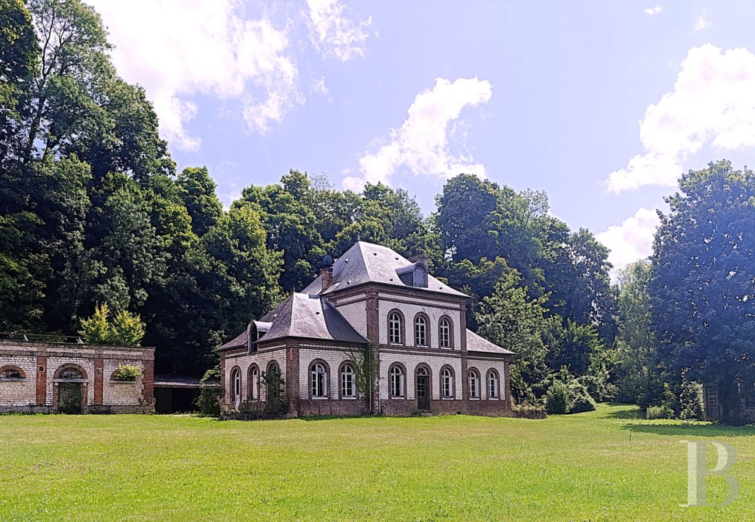 castles for sale France upper normandy   - 1