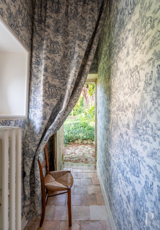 mansion houses for sale France center val de loire   - 12