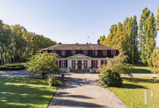 ile-de-france - A vast estate with an elegant country house, gîtes, a private stable and 3.6 hectares of grounds, nestled 55 kilometres south-east of Paris, near the town of Barbizon and Fontainebleau forest