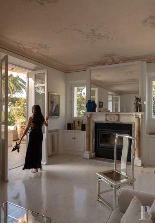 A 1930s villa facing the sea on Cap d'Antibes, in the Alpes-Maritimes department - photo  n°19