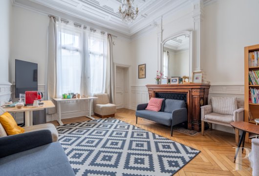 character properties France center val de loire   - 7