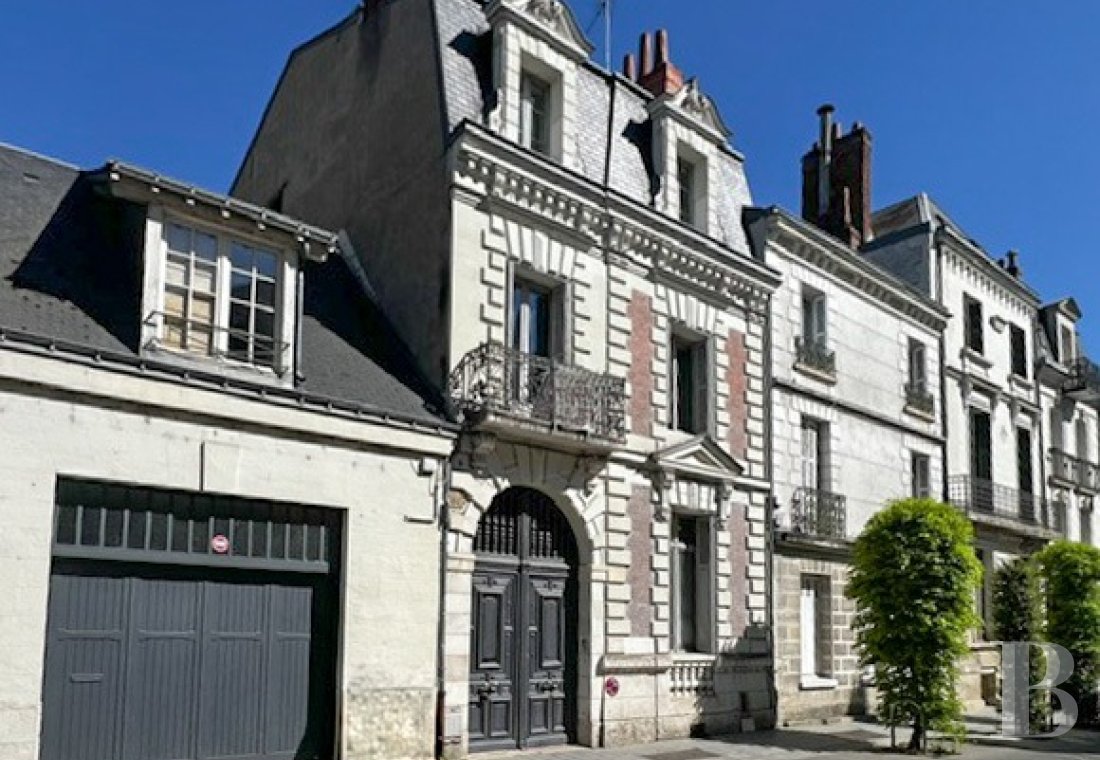 character properties France center val de loire   - 1