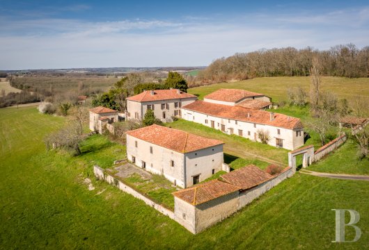 poitou-charentes - An 18th-century house with 41 hectares of grounds, nestled in France’s Charente department, between the cities of Bordeaux, Angoulême and Périgueux