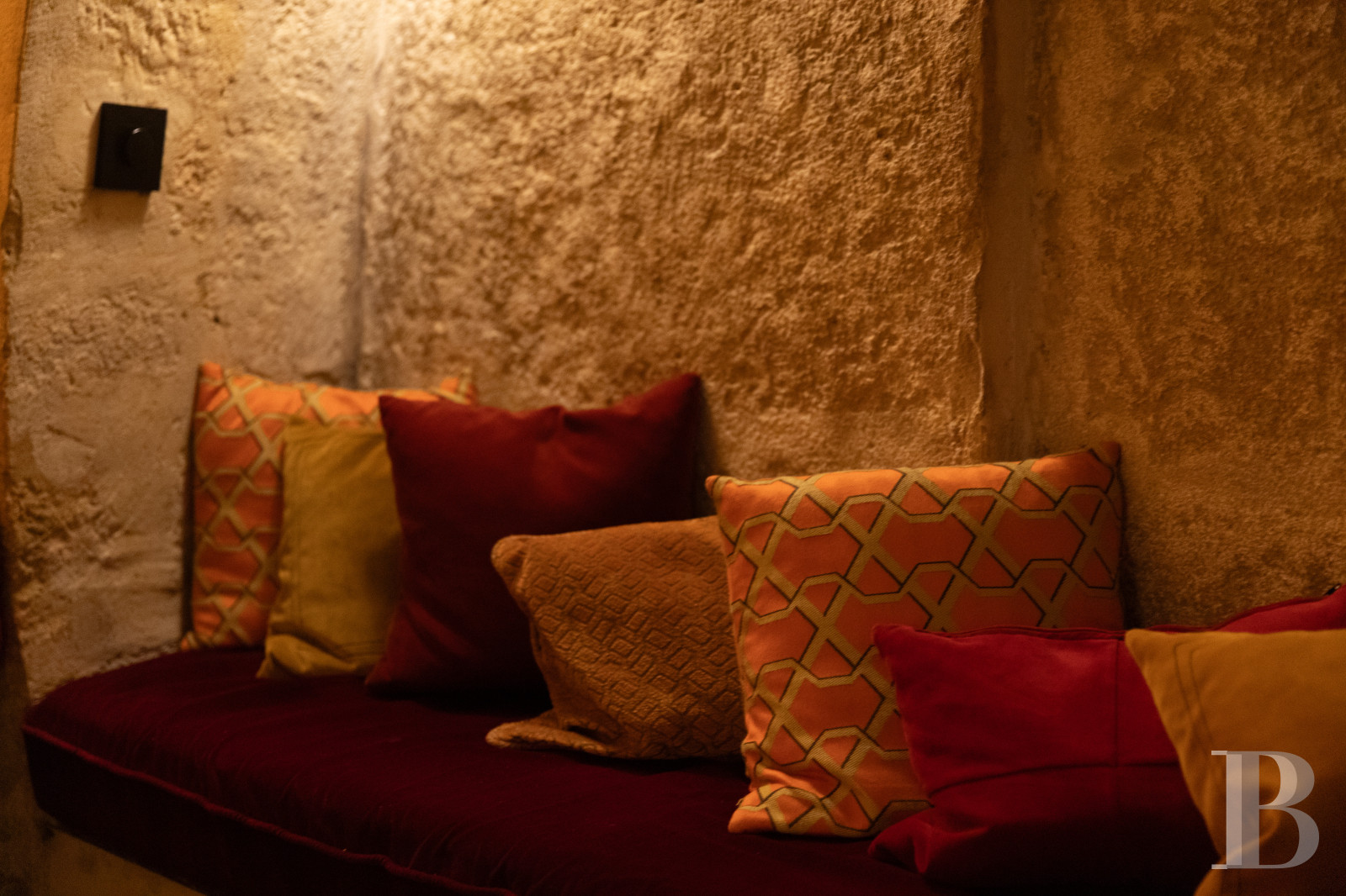 À Paris, dans le Quartier latin,  un ensemble de caves dans un immeuble du 17e siècle aménagées en lieu de réception - photo  n°16