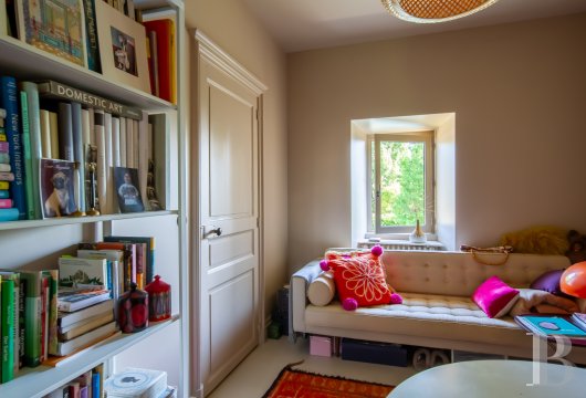 character properties France pays de loire   - 9