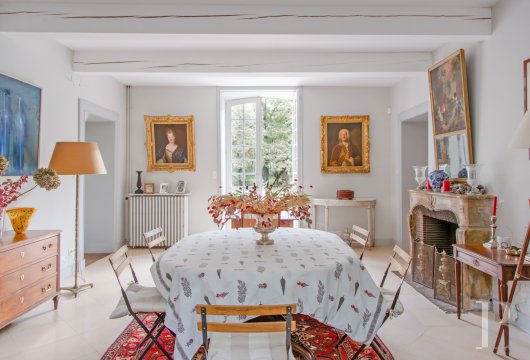 character properties France aquitaine   - 7