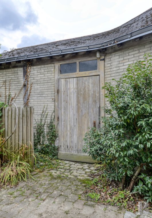 properties in town pays de loire   - 12