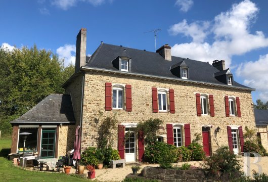 brittany - A former presbytery from the 16th century with an outbuilding and a swimming pool, nestled in France’s Ille-et-Vilaine department