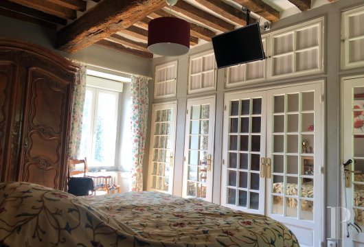 character properties France brittany   - 10