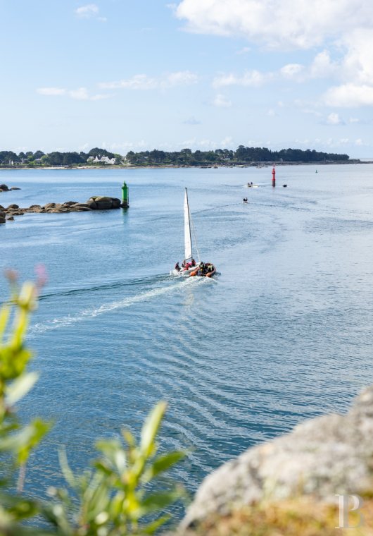 À Concarneau, dans le Finistère, une ancienne maison d’armateur du 17e siècle à quelques pas du port de plaisance - photo  n°19