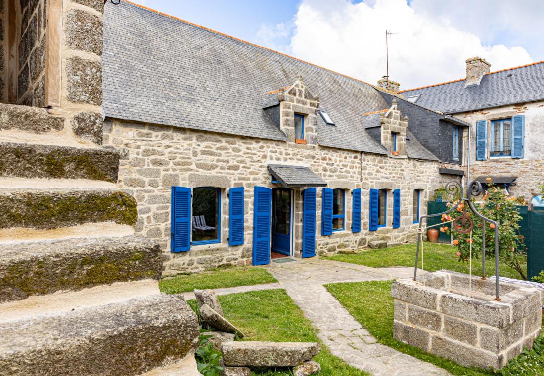 castles for sale France brittany   - 2