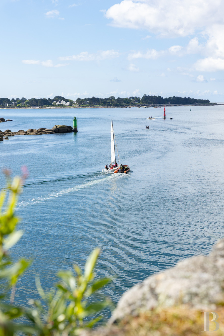 À Concarneau, dans le Finistère, une ancienne maison d’armateur du 17e siècle à quelques pas du port de plaisance - photo  n°19