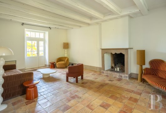 character properties France aquitaine   - 8